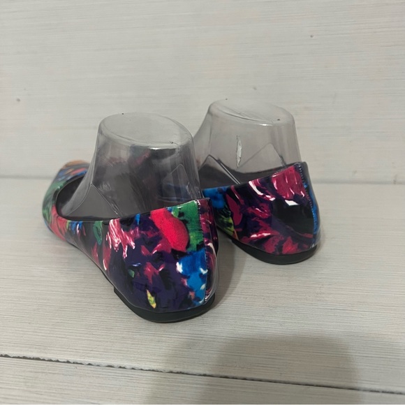 Colorful Steven madden flats! - Picture 7 of 7